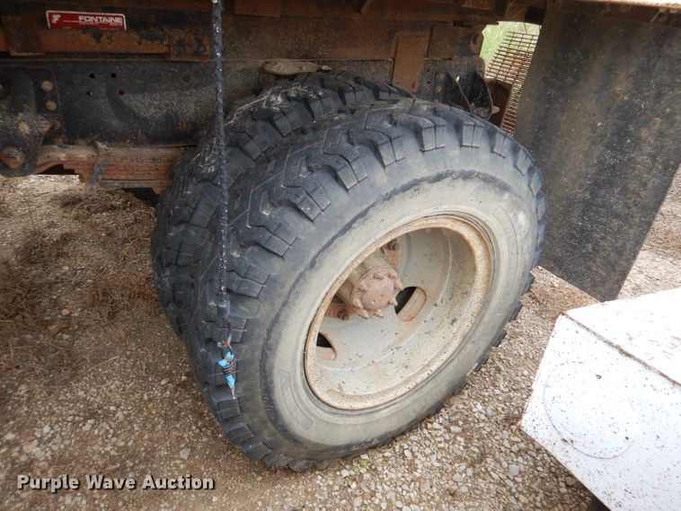 image for item DL8943 1992 GMC Top Kick  dump truck