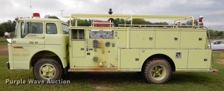 image for item DL8945 1973 Ford C900  fire truck