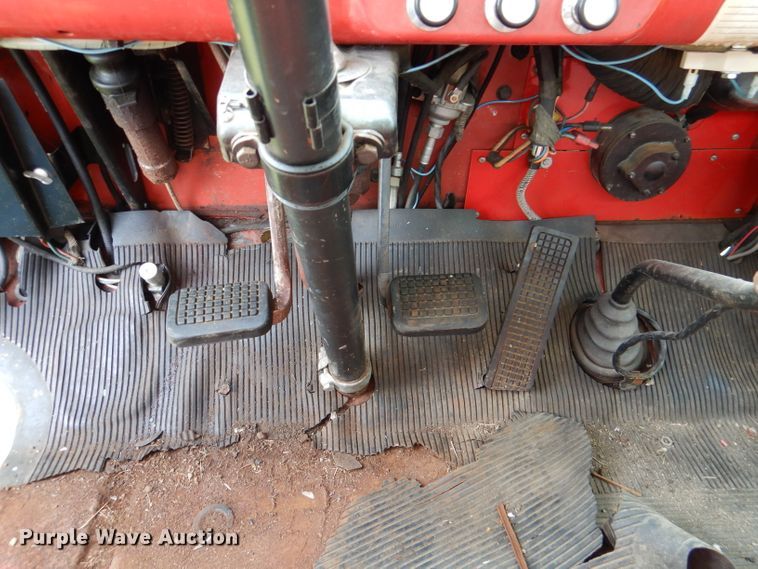 image for item DL8945 1973 Ford C900  fire truck