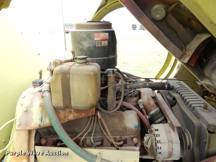 image for item DL8945 1973 Ford C900  fire truck