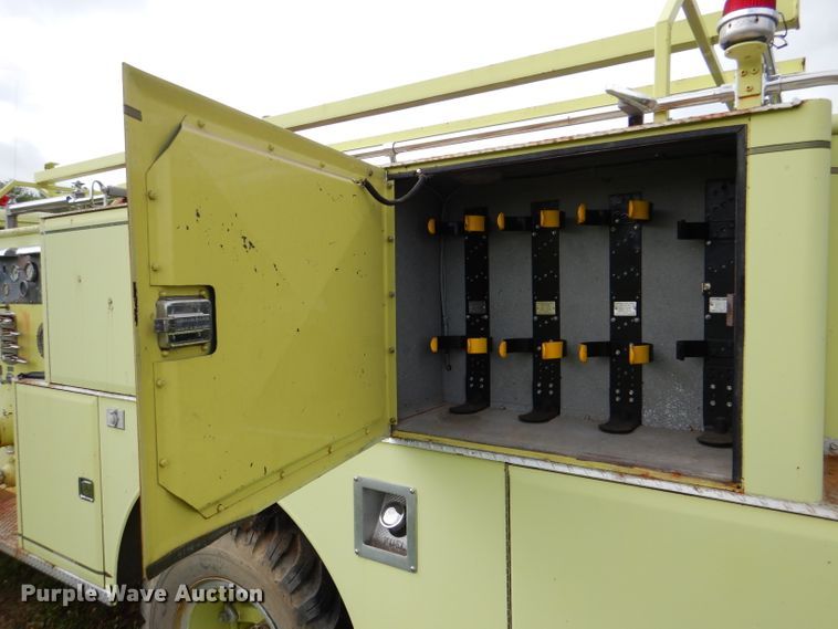 image for item DL8945 1973 Ford C900  fire truck