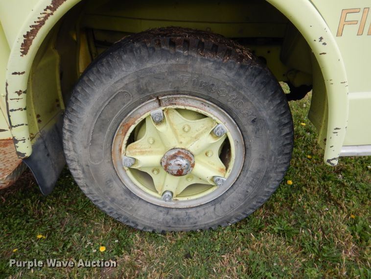 image for item DL8945 1973 Ford C900  fire truck