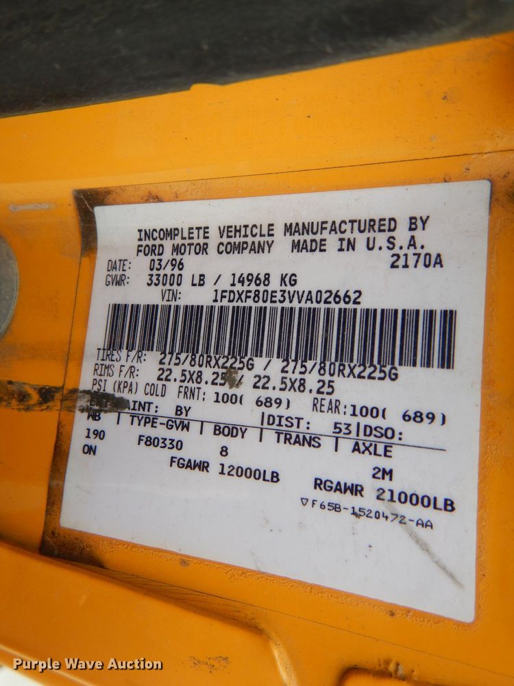 image for item DM0002 1997 Ford F800  bucket truck