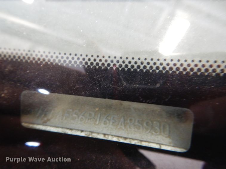 image for item DM0014 2006 Ford F550 XL  bucket truck