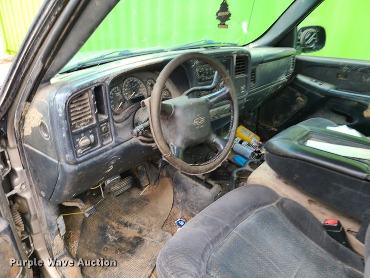 image for item DN5663 2002  Chevrolet Silverado 1500  pickup truck