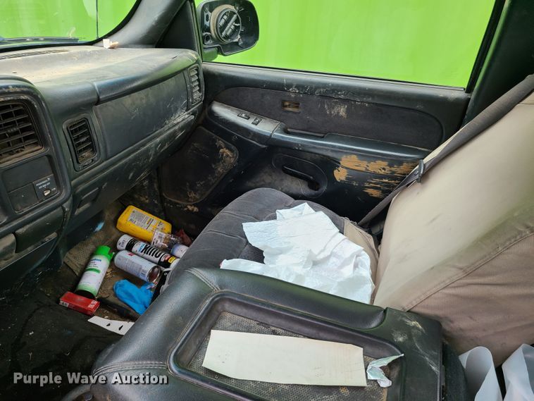 image for item DN5663 2002  Chevrolet Silverado 1500  pickup truck