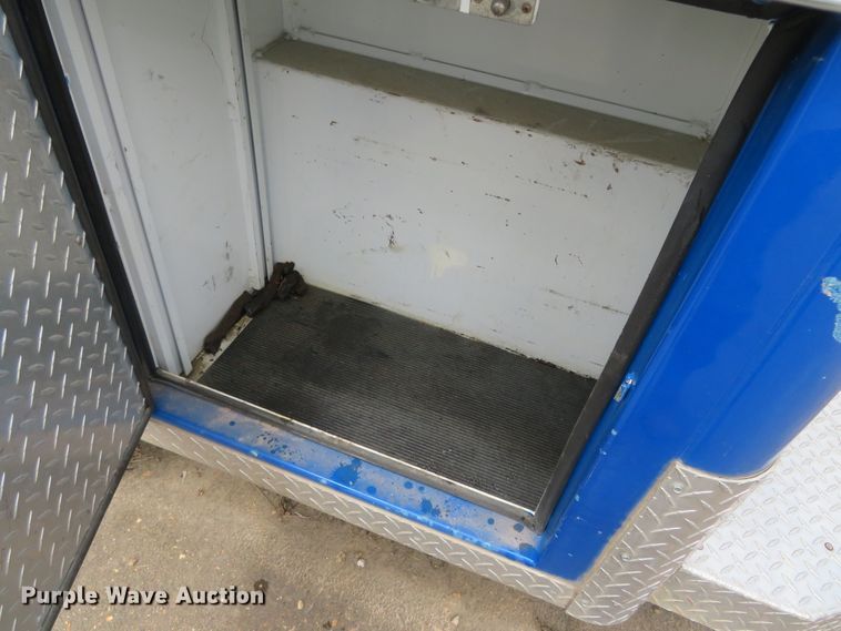 image for item DN5772 1983 Ford Econoline E350  ambulance