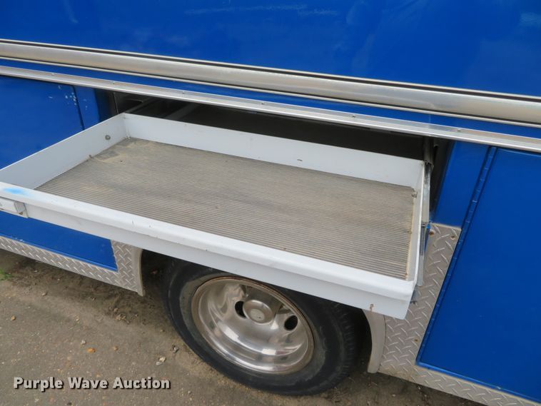 image for item DN5772 1983 Ford Econoline E350  ambulance