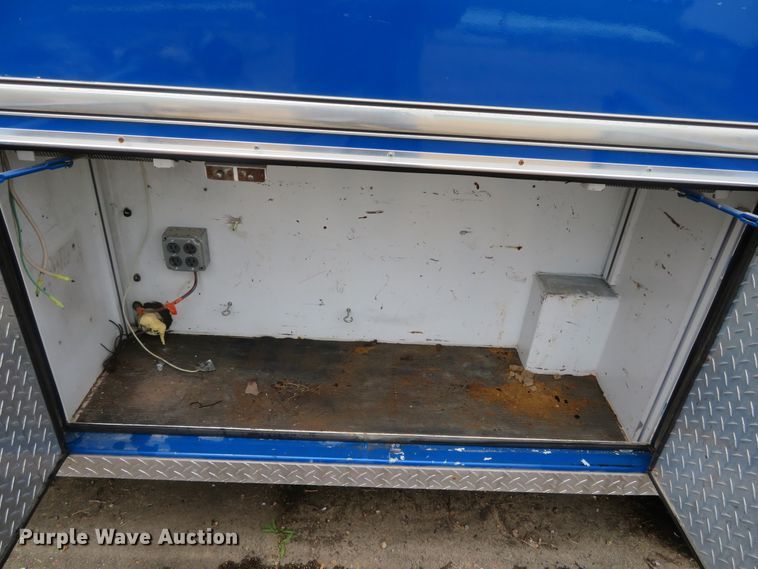 image for item DN5772 1983 Ford Econoline E350  ambulance