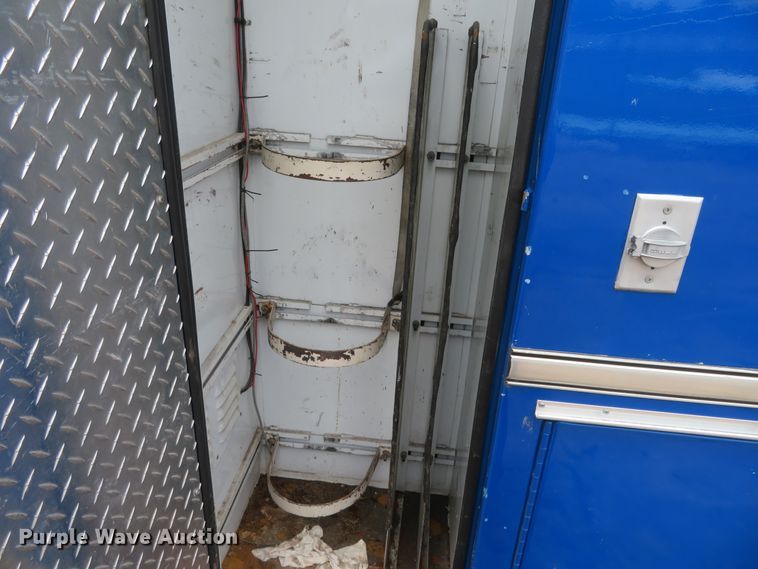 image for item DN5772 1983 Ford Econoline E350  ambulance