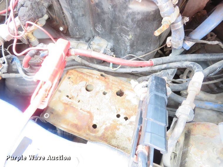 image for item DN5772 1983 Ford Econoline E350  ambulance