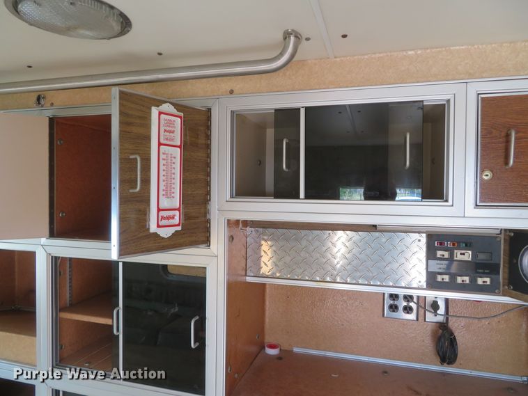 image for item DN5772 1983 Ford Econoline E350  ambulance