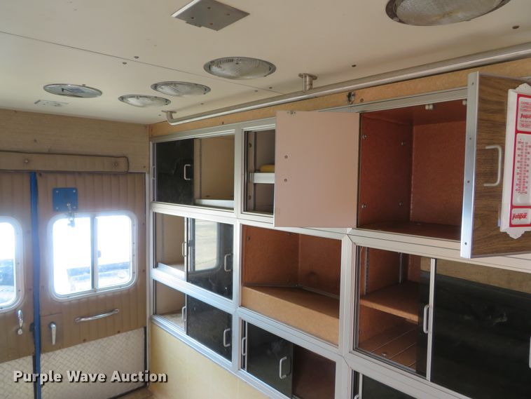 image for item DN5772 1983 Ford Econoline E350  ambulance