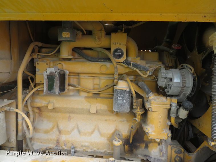 image for item DN5909 1987 John Deere 670B  motor grader