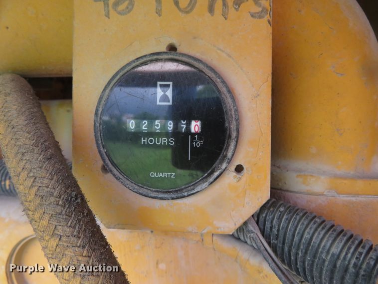 image for item DN5909 1987 John Deere 670B  motor grader