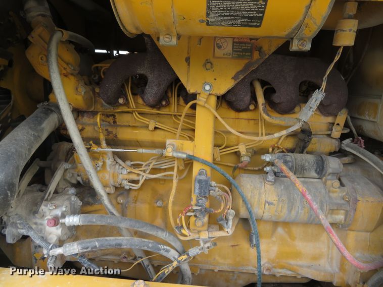 image for item DN5909 1987 John Deere 670B  motor grader