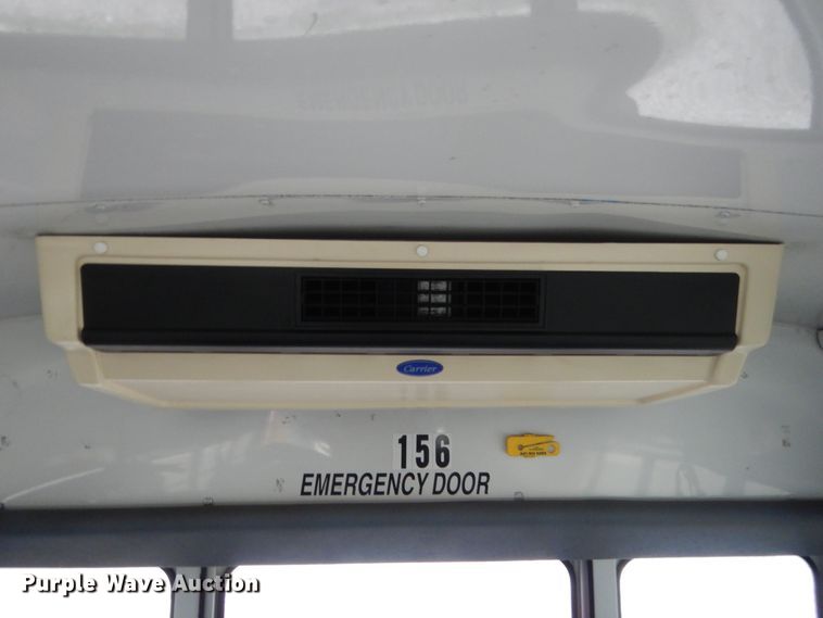 image for item ET9178 2002 Chevrolet Express G3500  school bus