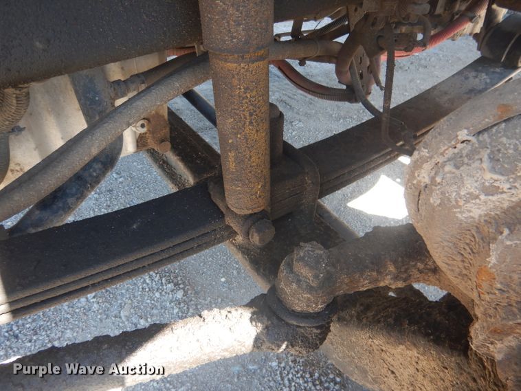 image for item FI9110 2005 Freightliner M2  refuse truck