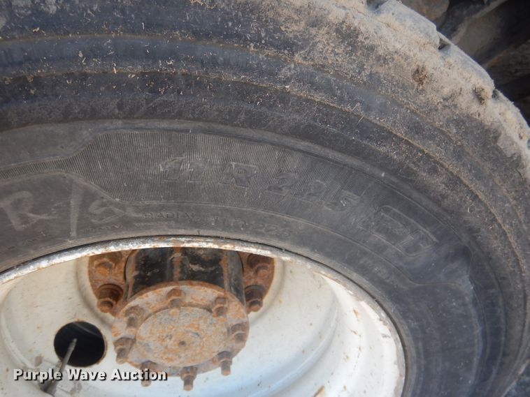 image for item FI9110 2005 Freightliner M2  refuse truck