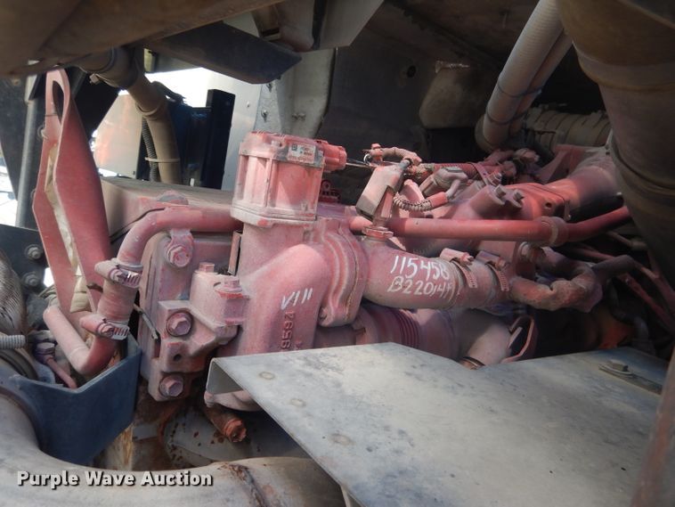 image for item FI9111 2011 Peterbilt 320  refuse truck