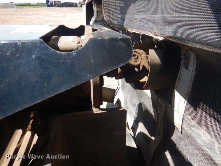 image for item FI9111 2011 Peterbilt 320  refuse truck