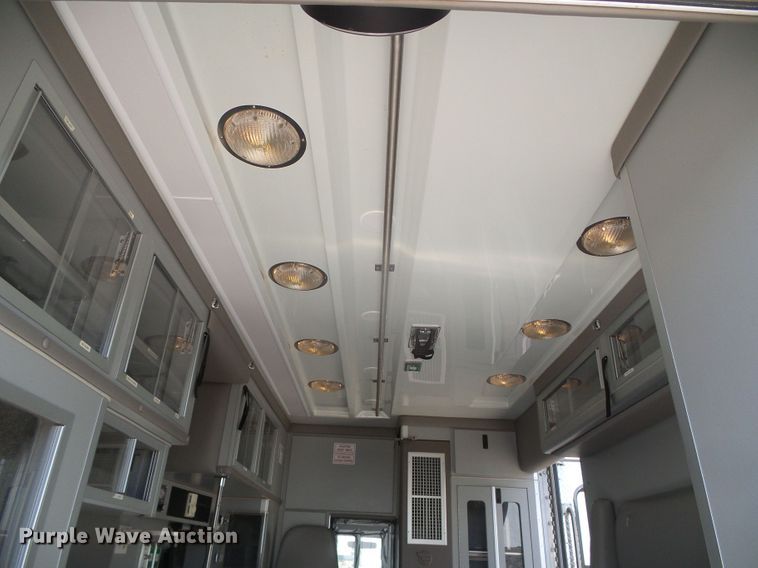 image for item GR9459 2003 Ford Econoline E450 Super Duty  ambulance