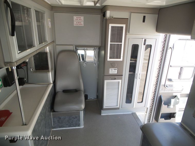 image for item GR9459 2003 Ford Econoline E450 Super Duty  ambulance