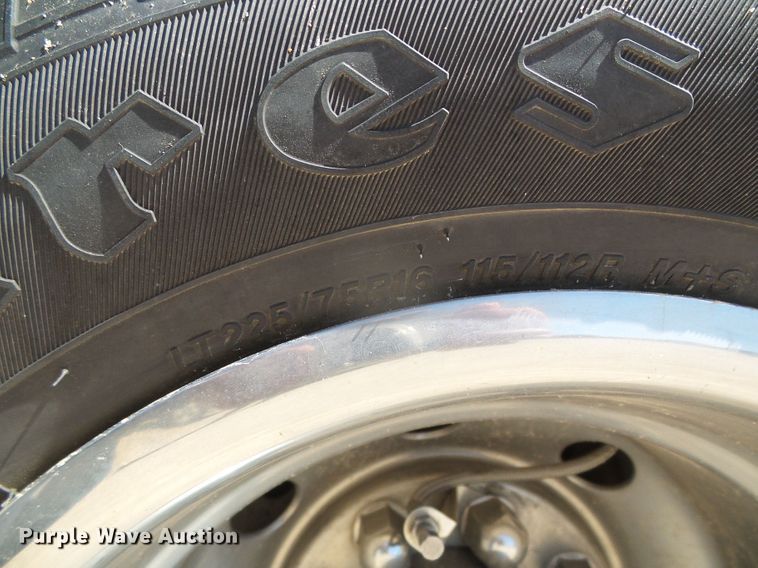 image for item GR9459 2003 Ford Econoline E450 Super Duty  ambulance