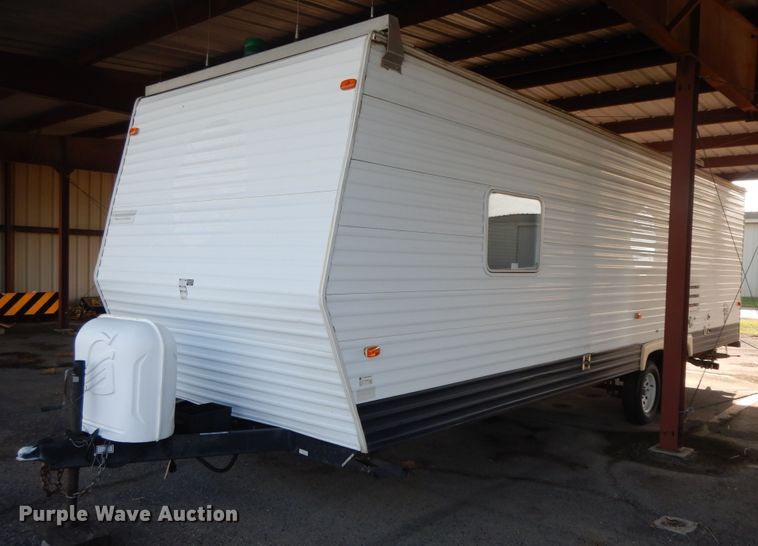 image for item HP9581 2006 Coachman  camper