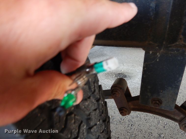 image for item HP9581 2006 Coachman  camper