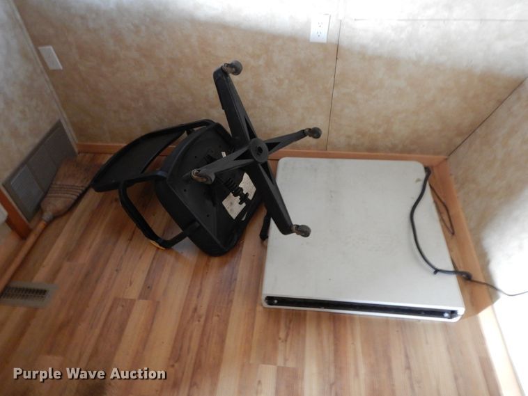 image for item HP9581 2006 Coachman  camper