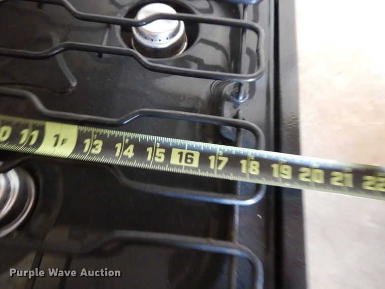 image for item HP9581 2006 Coachman  camper