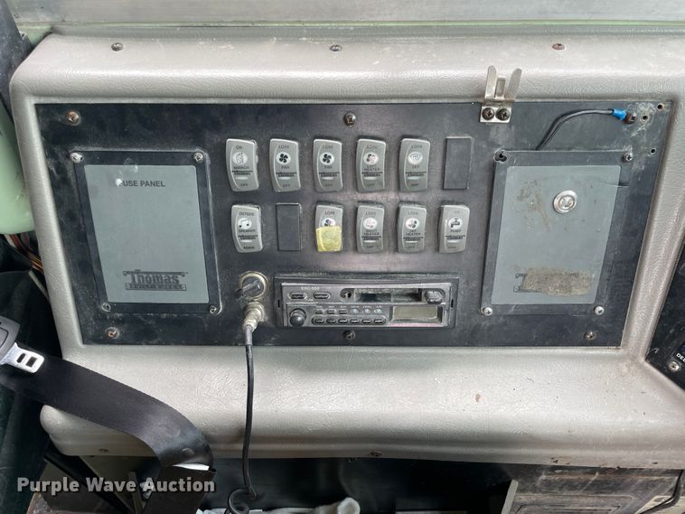 image for item IC9261 2001 Freightliner FS65  school bus