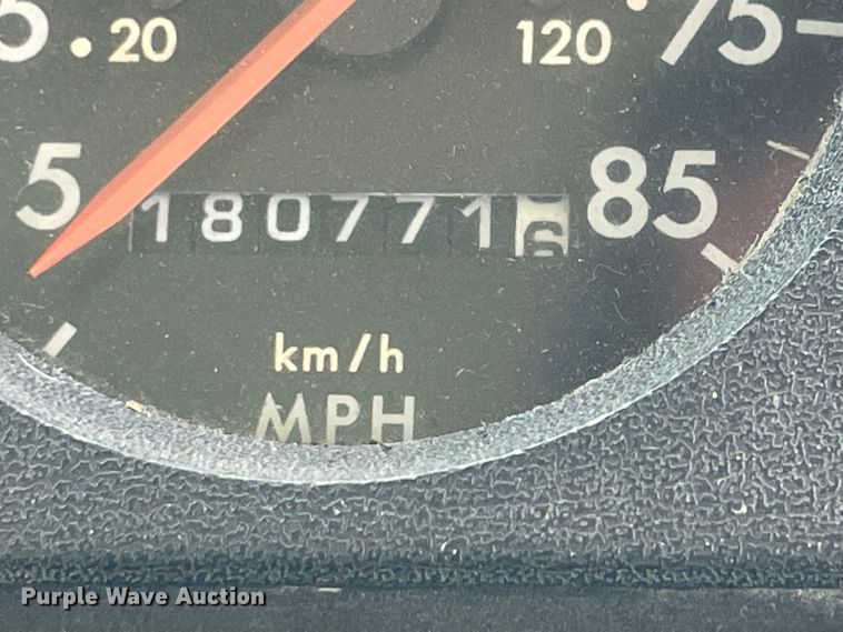 image for item IC9261 2001 Freightliner FS65  school bus