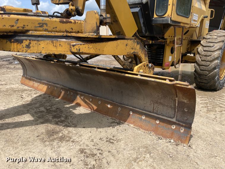 image for item IC9337 Royal 80  motor grader