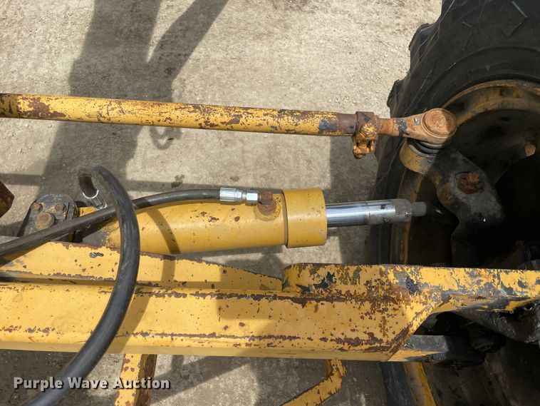 image for item IC9337 Royal 80  motor grader