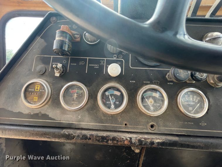 image for item IC9337 Royal 80  motor grader