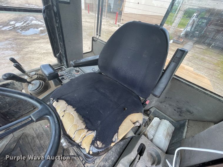 image for item IC9338 2004 Caterpillar IT14G  wheel loader