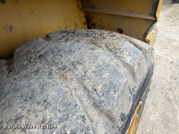 image for item IC9338 2004 Caterpillar IT14G  wheel loader