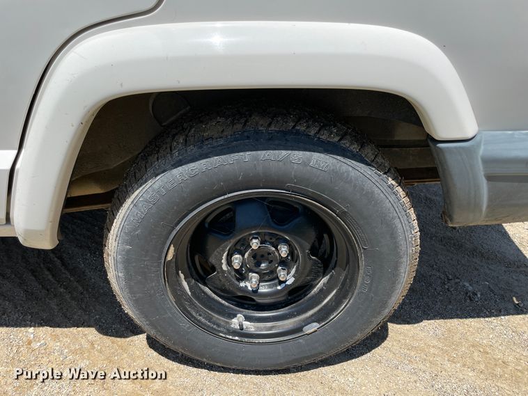 image for item IC9339 1999 Jeep Grand Cherokee  SUV