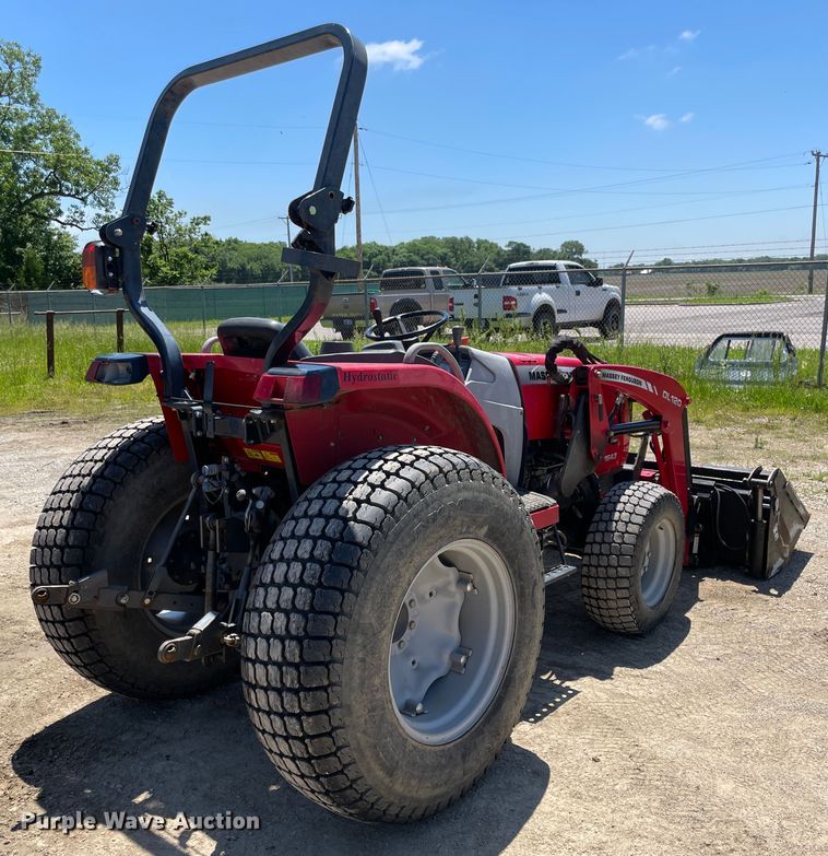 image for item IC9340 Massey-Ferguson 1643  MFWD tractor