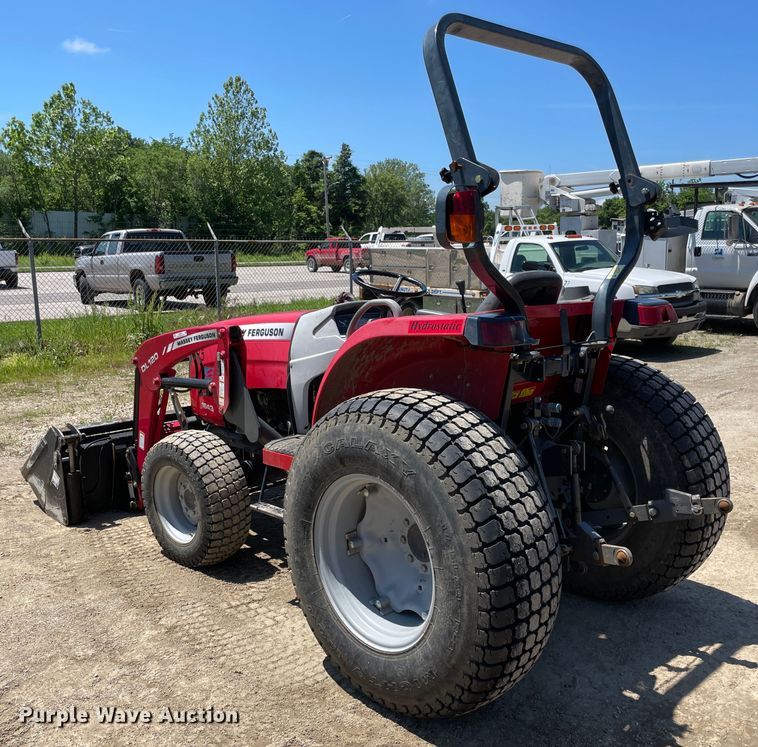 image for item IC9340 Massey-Ferguson 1643  MFWD tractor