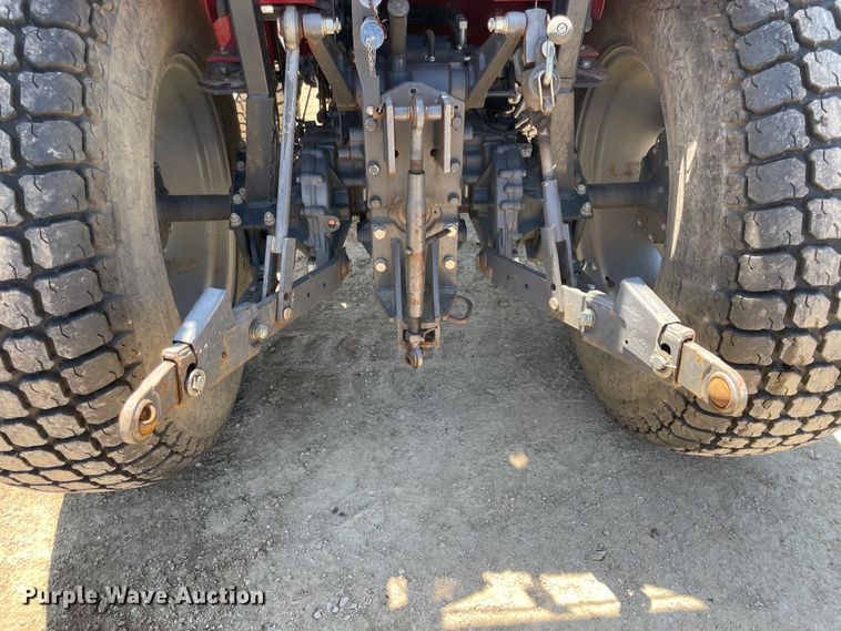 image for item IC9340 Massey-Ferguson 1643  MFWD tractor