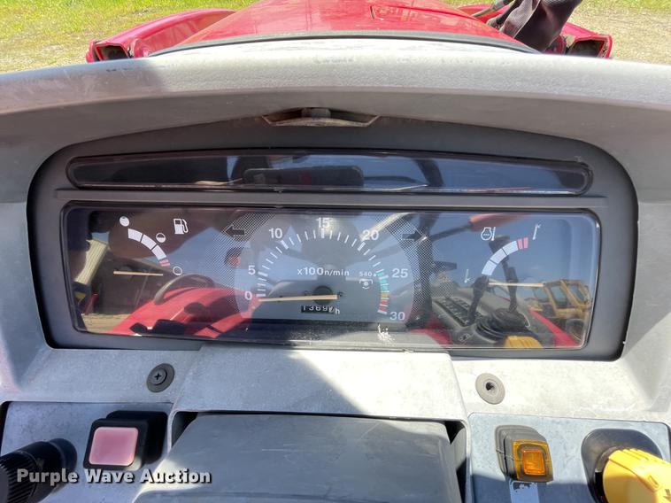 image for item IC9340 Massey-Ferguson 1643  MFWD tractor