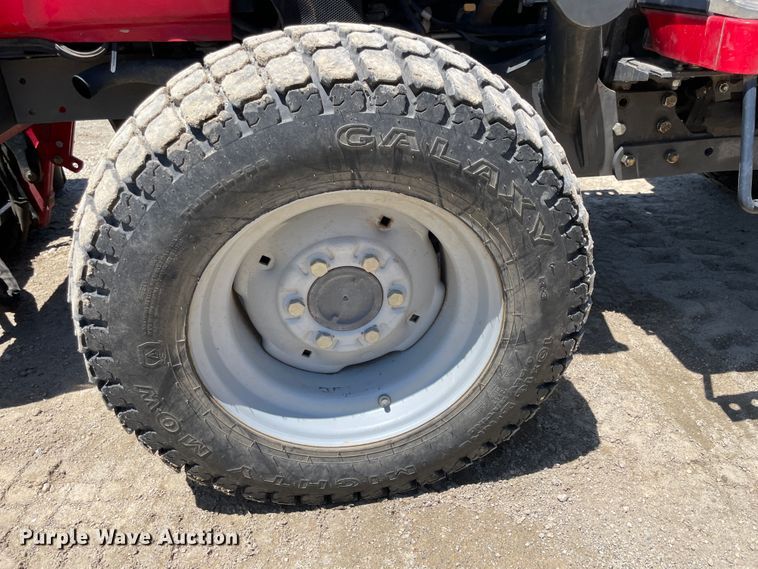 image for item IC9340 Massey-Ferguson 1643  MFWD tractor