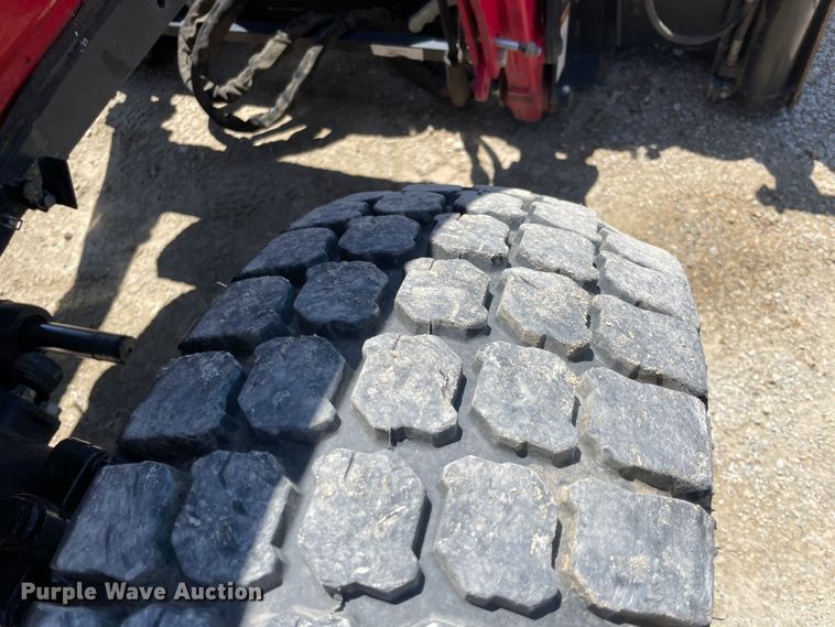 image for item IC9340 Massey-Ferguson 1643  MFWD tractor