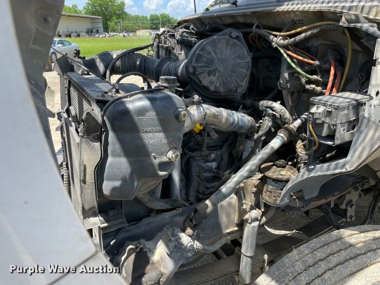 image for item IC9342 2005 Ford F750  bucket truck