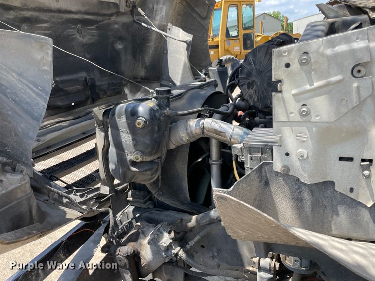 image for item IC9342 2005 Ford F750  bucket truck