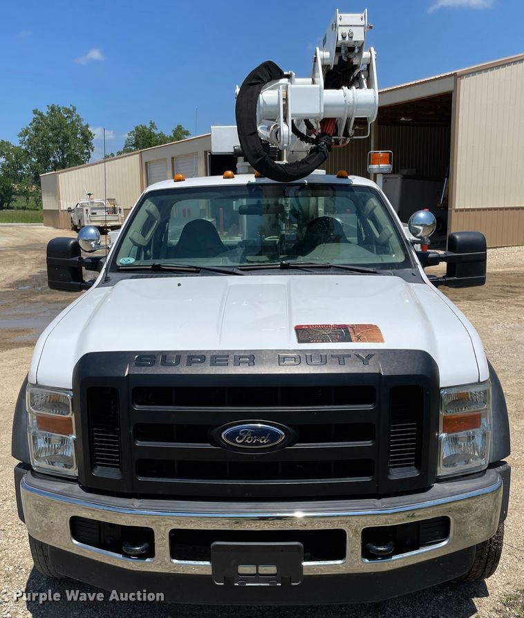 image for item IC9343 2008 Ford F550  bucket truck