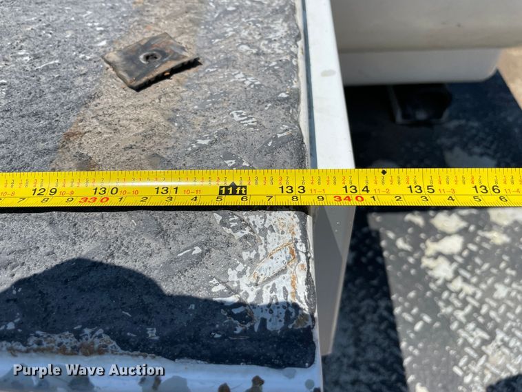 image for item IC9343 2008 Ford F550  bucket truck